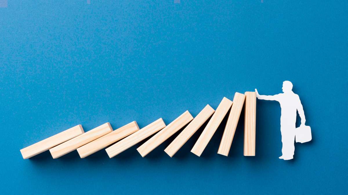 Managing project crises using the Cynefin framework